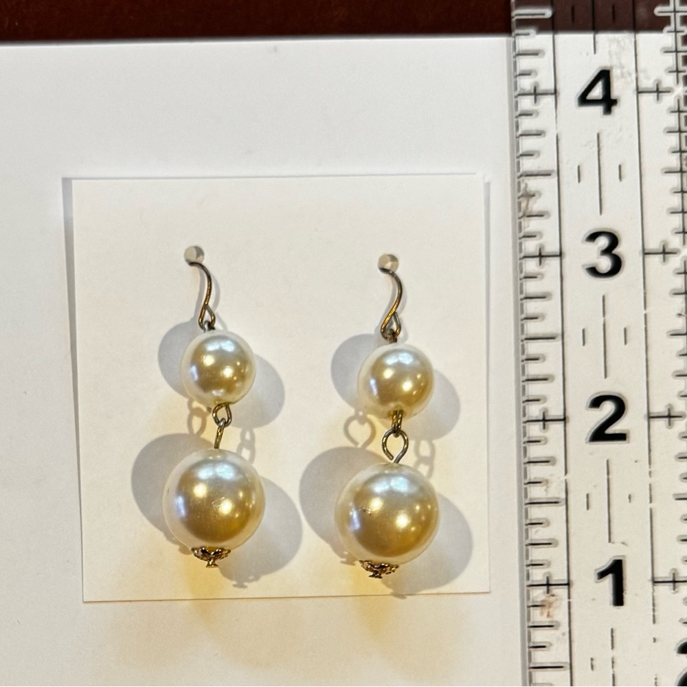 Elegant Pearl Drop Earrings